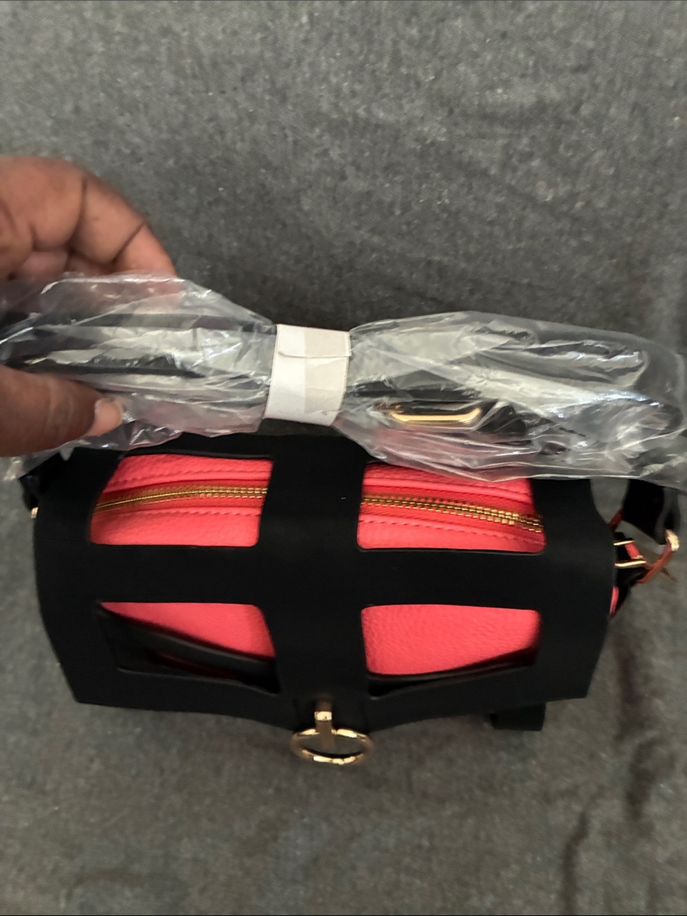Black and Coral Crossbody Bag with Gold Ring Accent - Picture 4 of 7